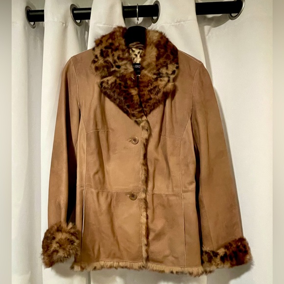 Vericci Jackets & Blazers - Vericci Genuine leather sport coat blazer with real fur collar and cuffs